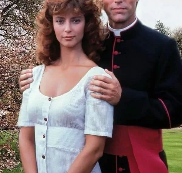 Maggie in “The Thorn Birds” toen en nu! Dit is wat er gebeurde met actrice Rachel Ward