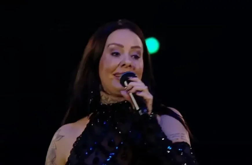 Optreden Wendy van Hout op het Mega Piraten Festijn gaat mis😲😱