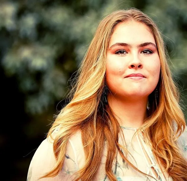 Prinses Amalia onthult eindelijk details over haar vriendje: fans reageren dolblij!
