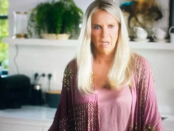 Makers Gooische Vrouwen nemen drastische maatregelen na kritiek op glowfilter Linda de Mol