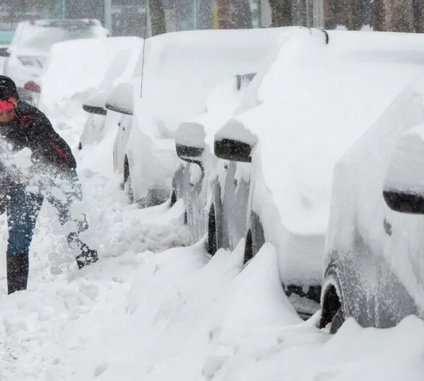 Winterse buien onderweg: Dit zijn de gebieden waar straks veel sneeuw valt