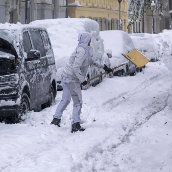 SNEEUWSTORM OP KOMST: DIT ZIJN DE GEBIEDEN DIE HARD WORDEN GETROFFEN