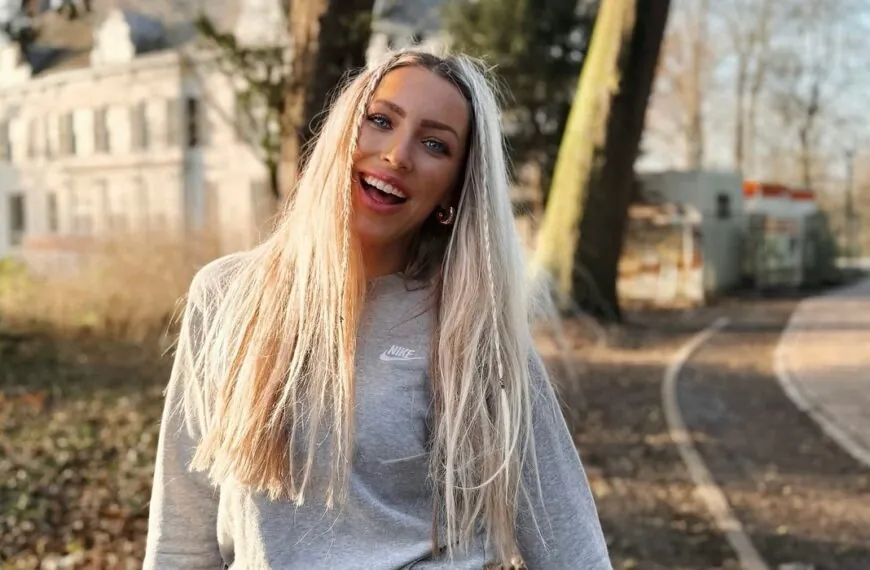 Winter Vol Liefde-Denise blijkt Instagram-account vol met gewaagde foto´s te hebben