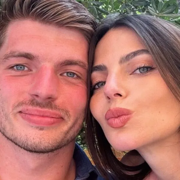 Kelly Piquet onthult eindelijk wanneer ze uitgerekend is: ´Baby Max komt nu heel snel!´
