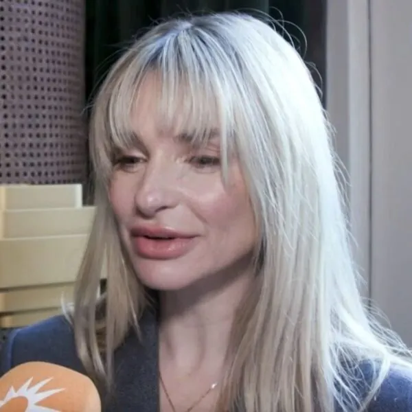 Televisiekijkers schrikken zich wezenloos van uiterlijk Gaby Blaaser: “Wat is er met jou gebeurd” 😮