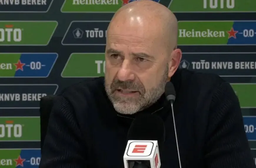 Peter Bosz haalt uit: ‘Ajax komt hier vaak mee weg’ 😱 ⚠️ ‘in Amsterdam zou het anders zijn’