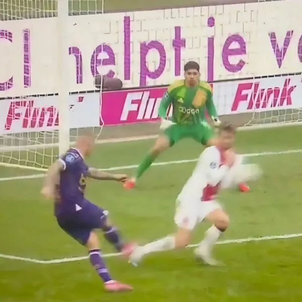 KNVB grijpt hard in ⚽🚨 – Ajax-duel krijgt vervelend staartje