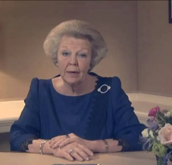Prinses Beatrix diep getroffen… 😢 Een verschrikkelijk drama treft haar hard! 💔