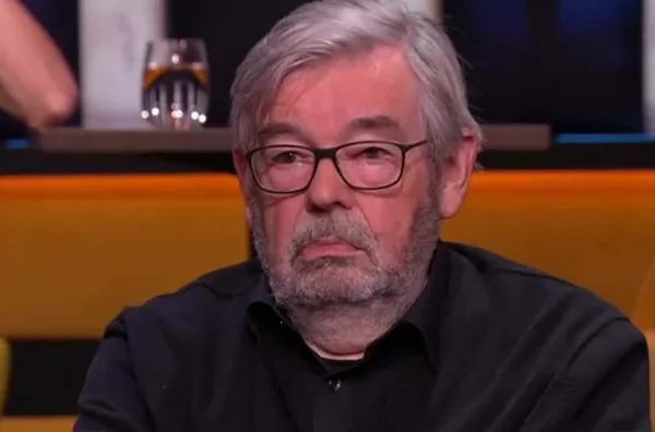 Dit is het nieuwe jurylid bij De Slimste Mens en mensen reageren woest: ´Dit is zo onbegrijpelijk!´