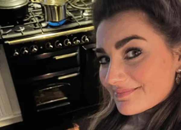 Ex Sieneke wakkert geruchten over affaire met Frans Bauer nog meer aan: ´Dure cadeaus´