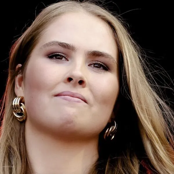 Grote kritiek op prinses Amalia tijdens herdenking op de Dam
