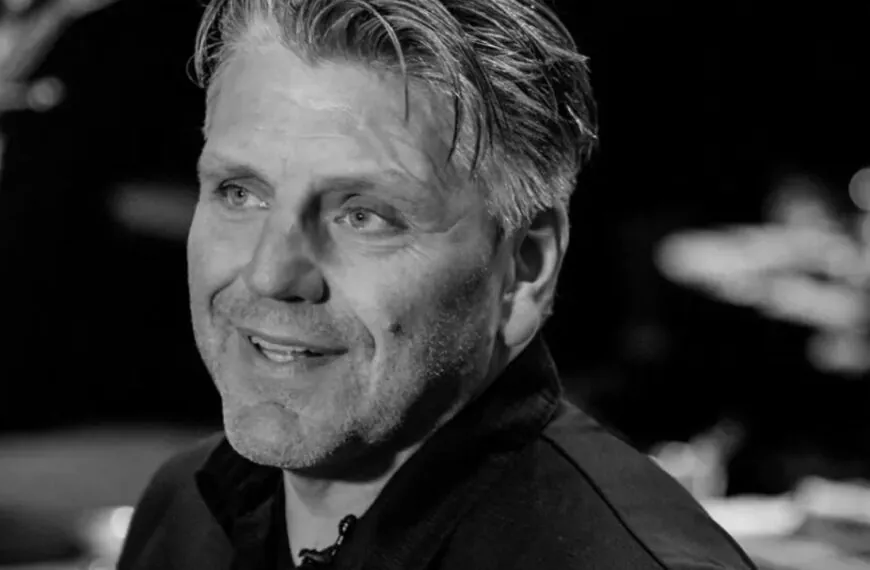 Schokkend nieuws: Deze beroemde zanger uit zich respectloos over de overleden Jonnie Boer: ‘Walgelijk dit’