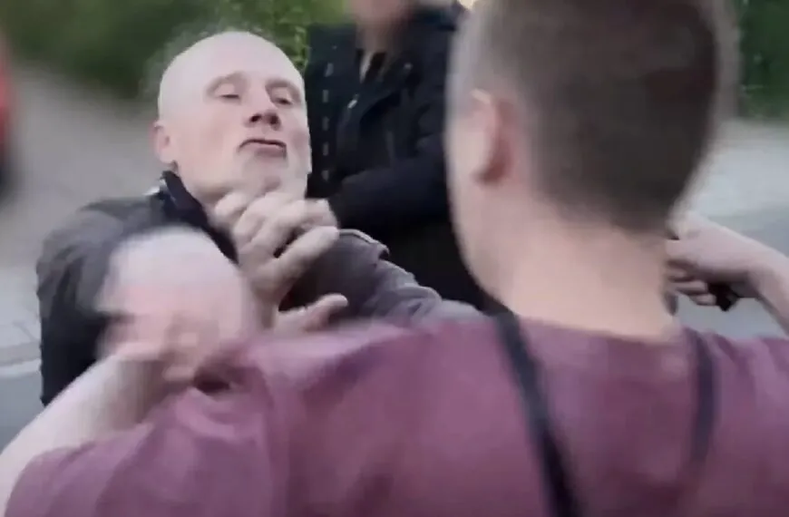 Volkert van der Graaf wordt geconfronteerd en draait helemaal door, valt verslaggever en cameraman aan