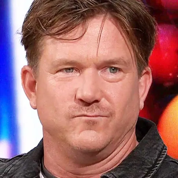 Johnny de Mol per direct van de buis gehaald: ”Heel pijnlijk”