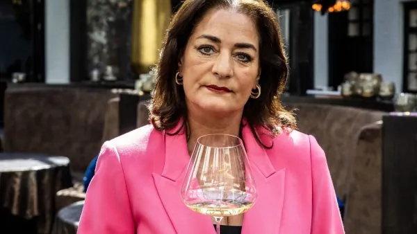 Klanten in shock bij De Librije wanneer Thérèse Boer en het hele personeel in tranen uitbarsten: ‘Wat is hier aan de hand?’