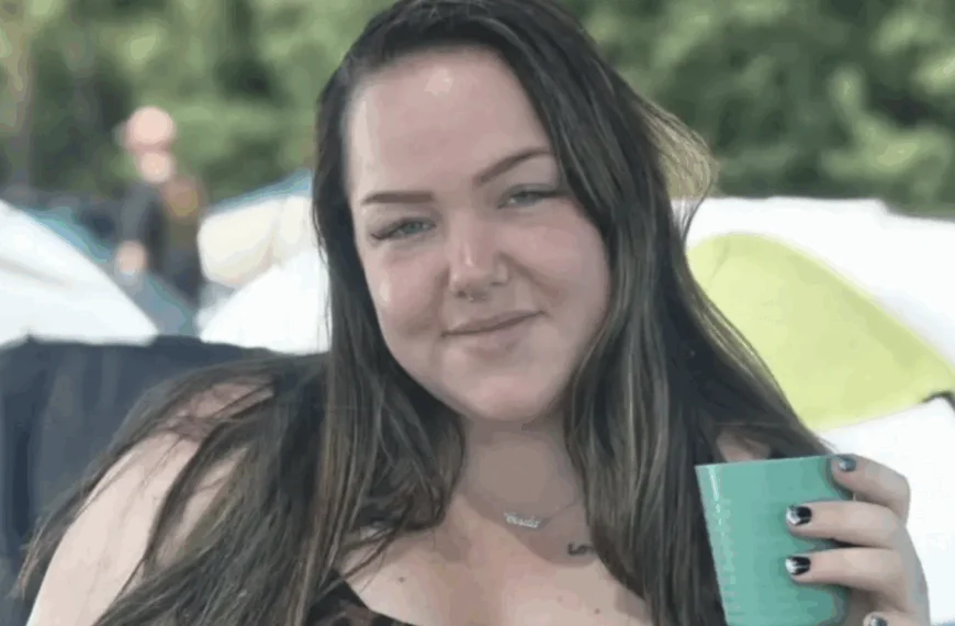 Mathilde uit ‘Urk!’ gooit het roer om met opvallende metamorfose: ’30 kilo afgevallen!’