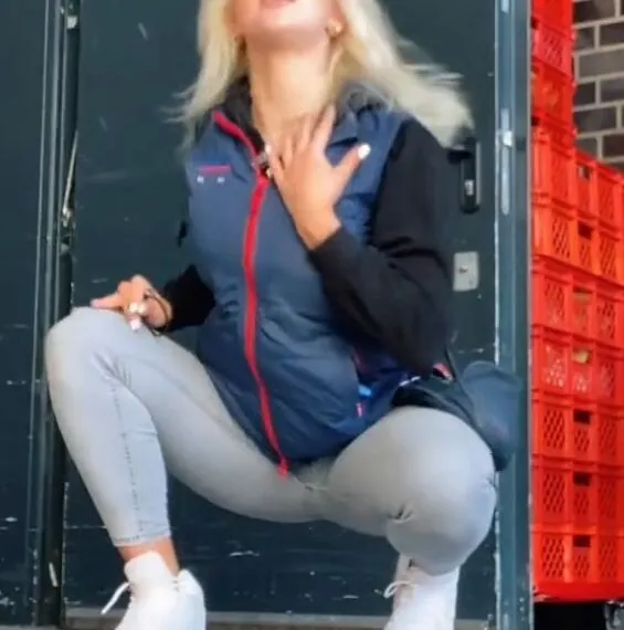 Medewerkster van de Aldi deelt beelden vanuit magazijn en gaan hard rond