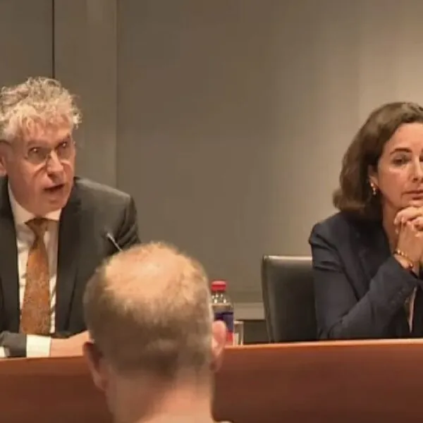 Politie deelt nieuwe, schokkende verklaring over verdachte van Lisa (17)