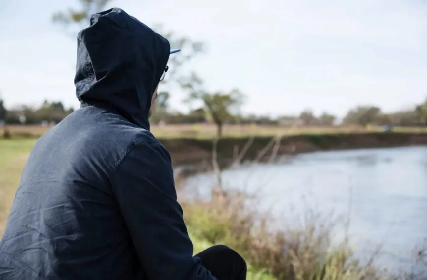 Afghaanse familie krijgt bijna 7.000 euro bijstand per maand: ”De zoon poseert met luxe sportwagens”