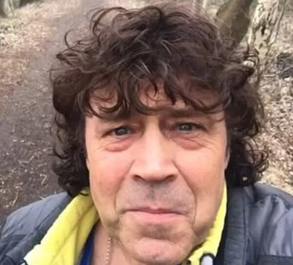 Dennie Christian openhartig: een leven getekend door liefde, verlies en muziek