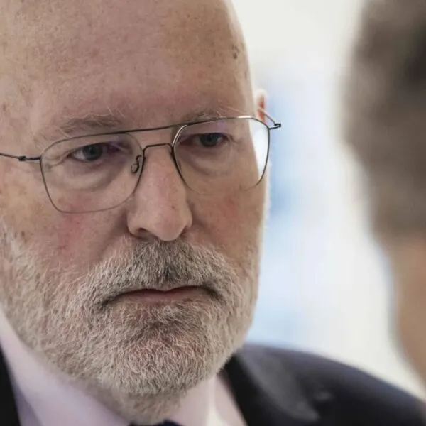 Frans Timmermans is er helemaal klaar mee: “Dit kan grote gevolgen hebben”