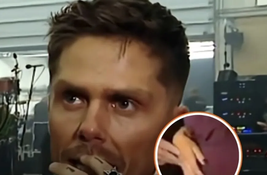 Noa Braaf zwanger van André Hazes en deelt foto van haar buikje