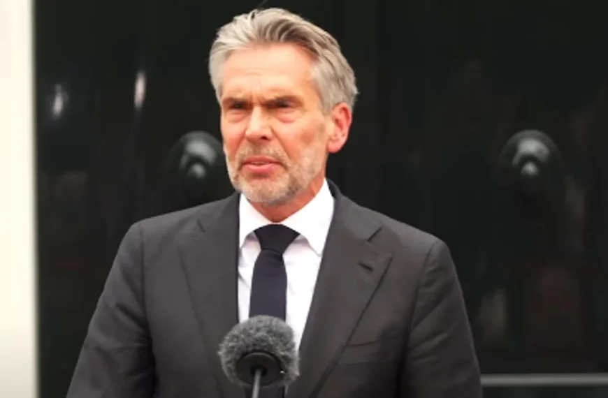 Kabinet toont geen medelijden: &acute;Zorgpremie met zoveel per maand omhoog&acute;