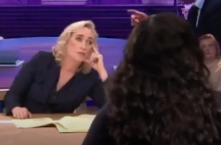 Jinek-kijkers gaan helemaal los: ”Ontzettend dom en slap gelul”