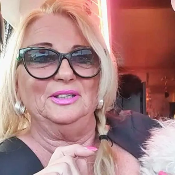 Schokkend nieuws opgedoken over moeder Monique