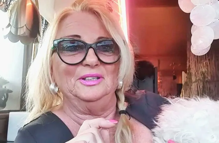 Schokkend nieuws opgedoken over moeder Monique