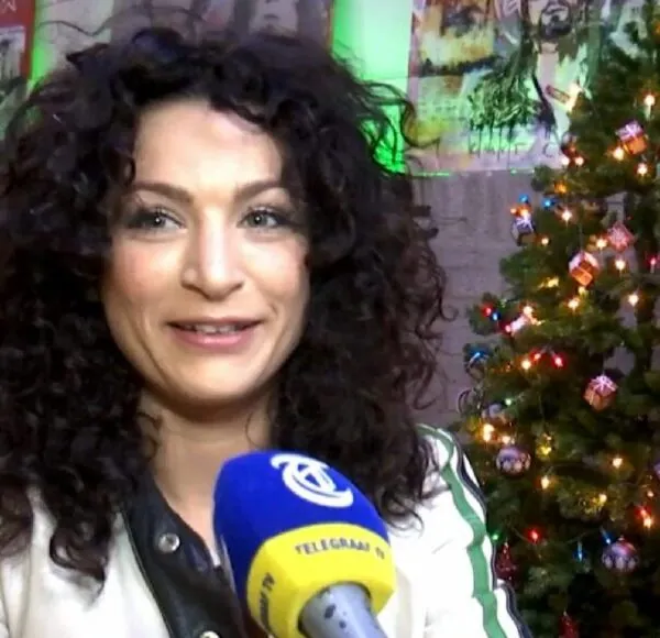 Beelden van dakloze Eva van de Wijdeven met een winkelkarretje gaan rond: &lsquo;Hartverscheurend&rsquo;