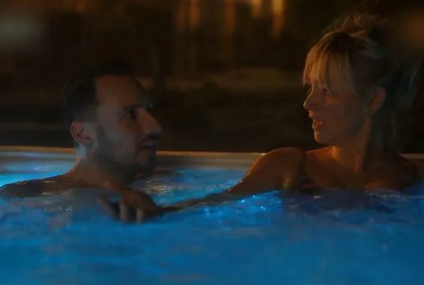 Yvon Jaspers duikt in de hottub bij Boer Zoekt Vrouw en kijkers reageren massaal met dezelfde opmerking