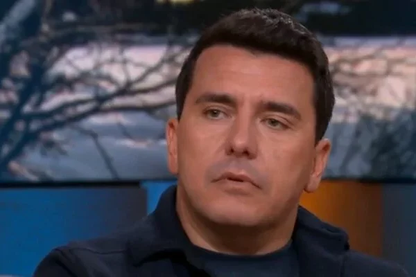 Man minnares Jan Smit al week niet op zijn werk verschenen