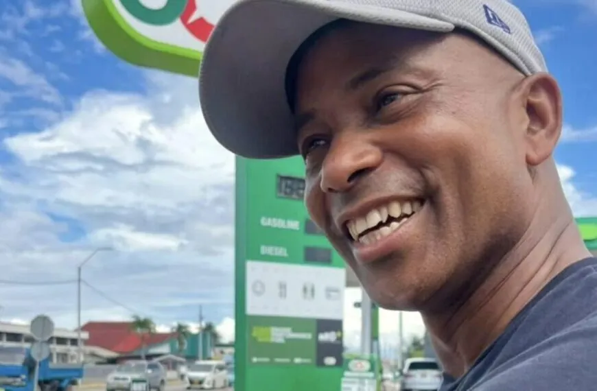 Dit is de nieuwe, 24 jaar jongere, vriendin van Humberto Tan