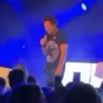 Optreden Gerard Joling loopt uit de hand: Zanger op de vuist met jongen uit publiek