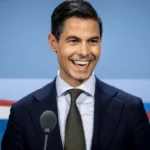 Rob Jetten geprikt tijdens het zwemmen en met spoed afgevoerd, bezoek Bonaire en Aruba aangepast