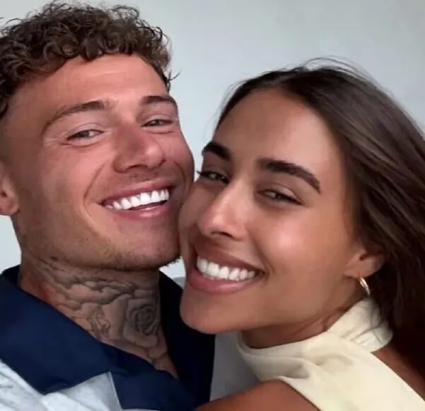 Temptation Island-Naomi zwanger tijdens opnames en ziet vriendje Jay het bed in duiken met verleidster